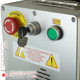 Znakowarka laserowa fibrowa PiXO laser 20W ze stołem przesuwnym